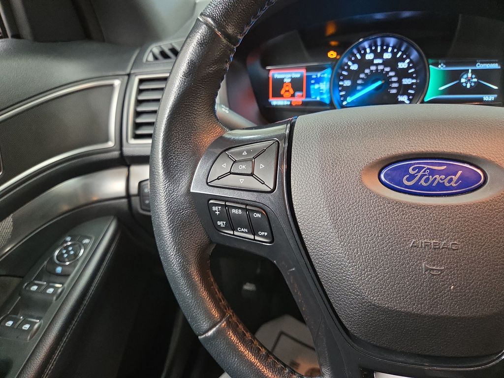 2018 Ford Explorer XLT - Photo 19