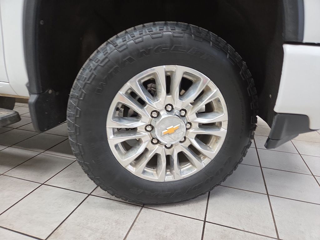 2022 Chevrolet Silverado 2500HD High Country - Photo 7
