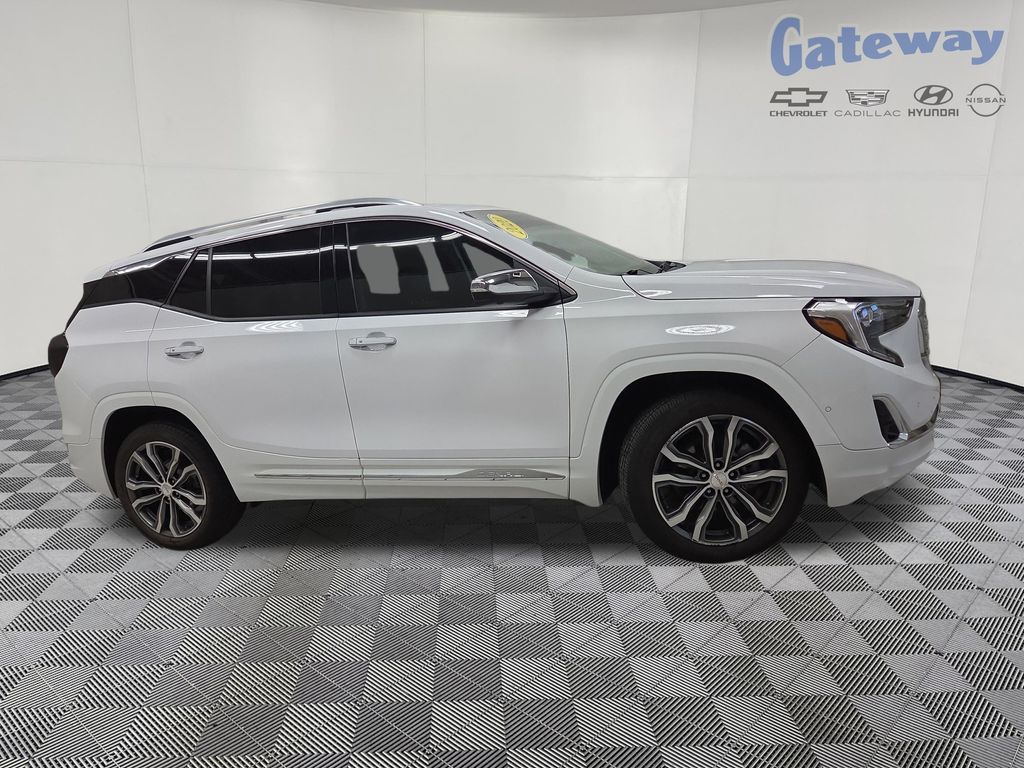 2020 GMC Terrain Denali AWD's photo