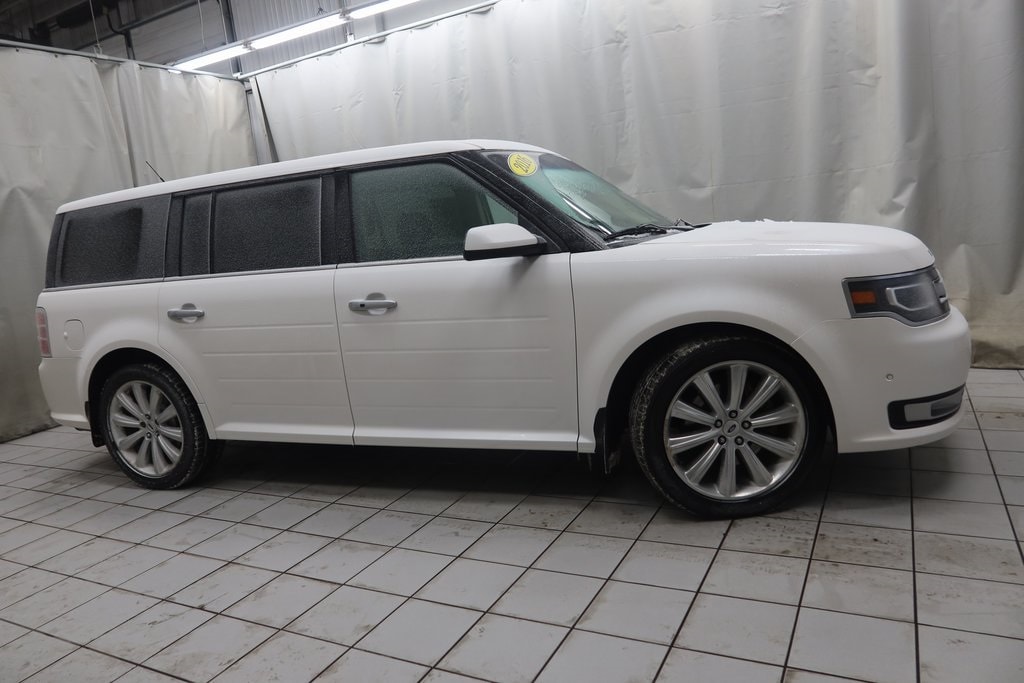 2016 Ford Flex Limited's photo