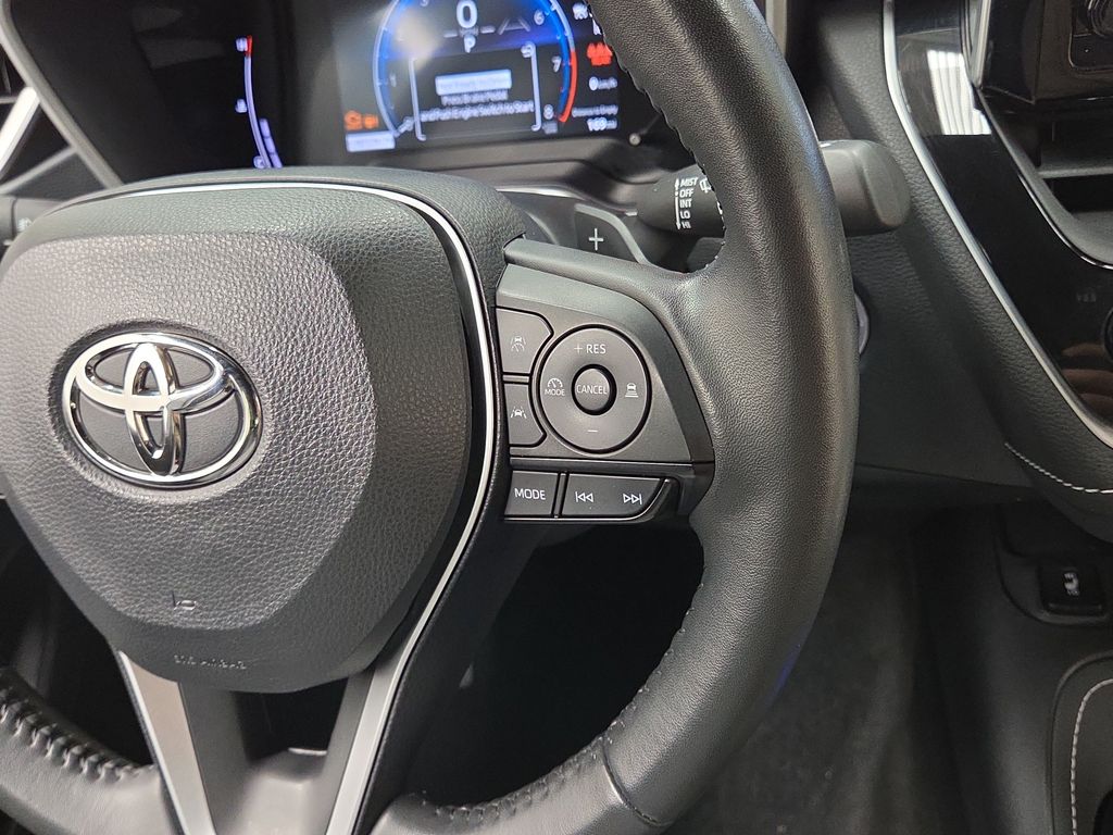 2024 Toyota Corolla Hatchback XSE - Photo 19