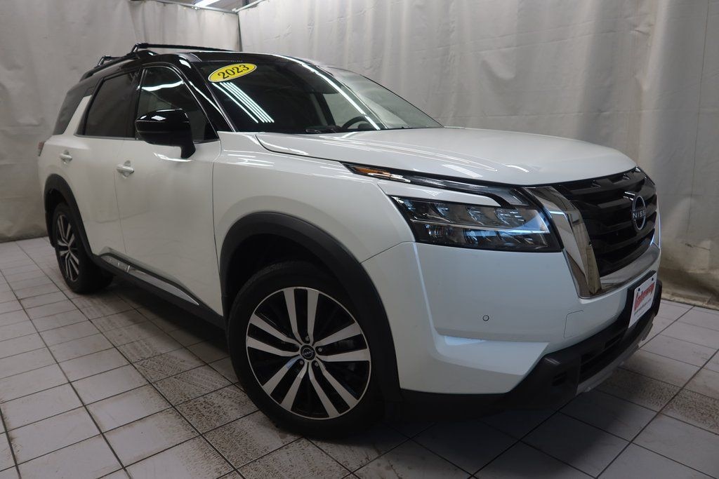 Used 2023 Nissan Pathfinder Platinum SUV