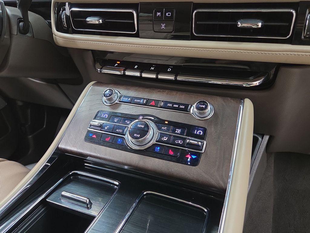 2020 Lincoln Aviator Reserve - Photo 16
