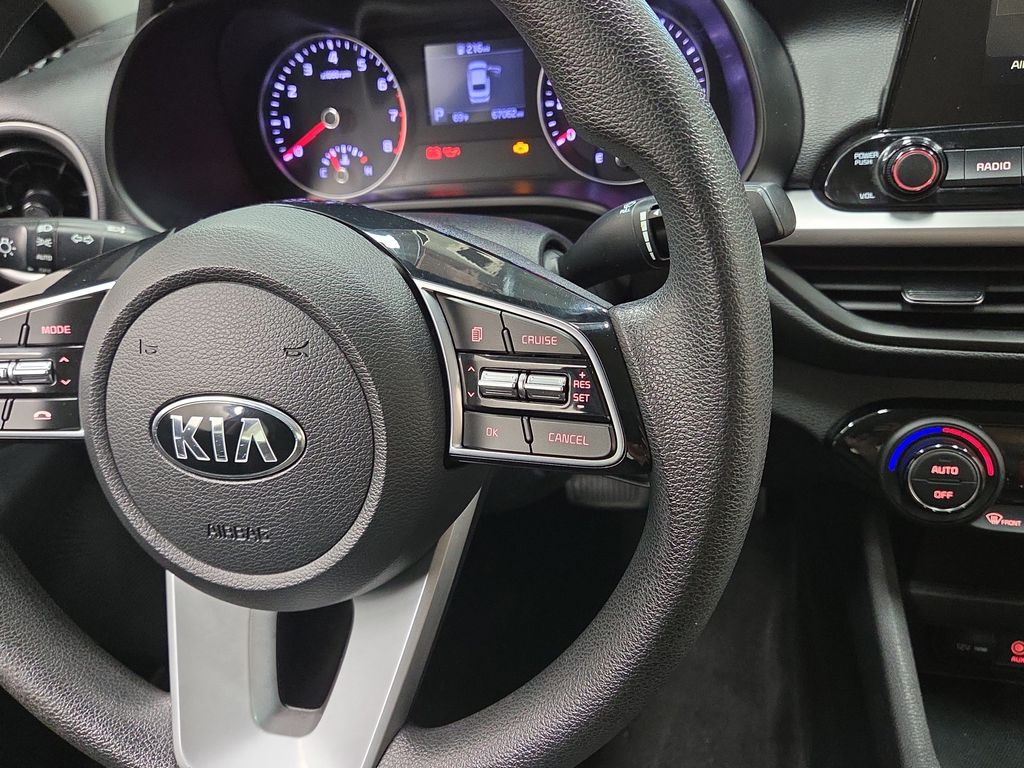 2019 Kia FORTE LXS - Photo 16