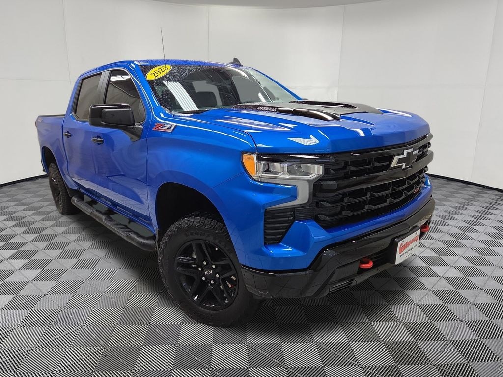 Used 2025 Chevrolet Silverado 1500 LT Trail Boss Truck Crew Cab