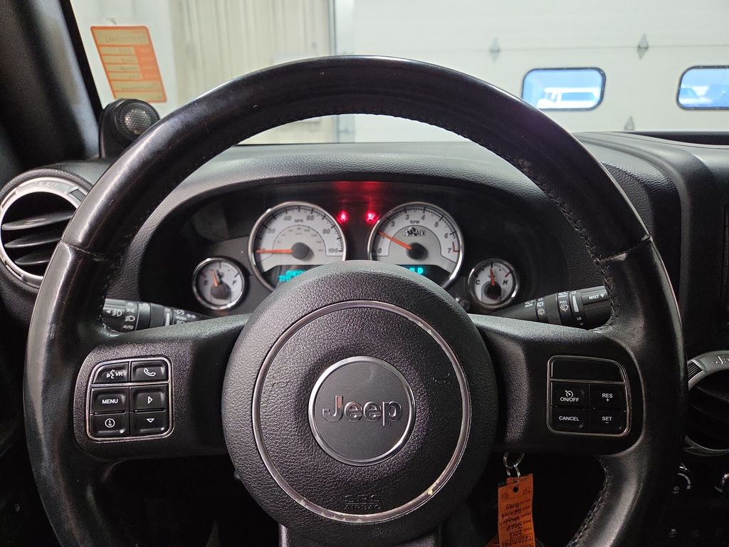 2013 Jeep Wrangler Unlimited Rubicon - Photo 14