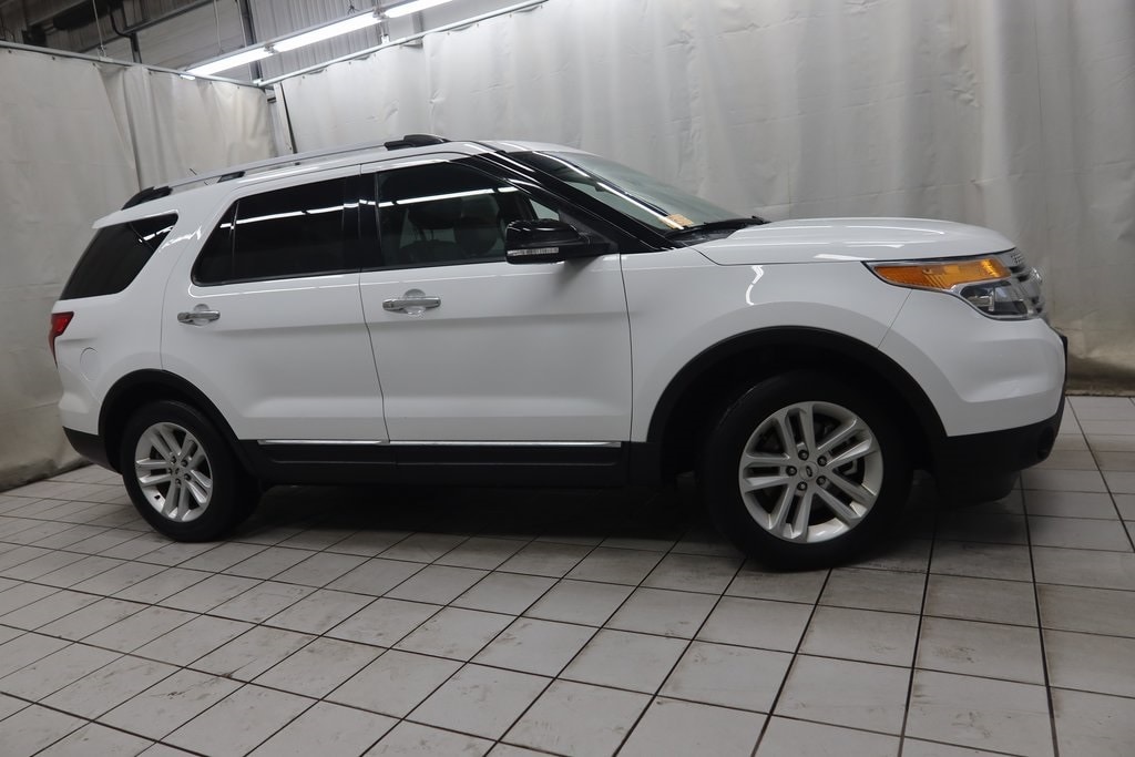 2013 Ford Explorer XLT's photo