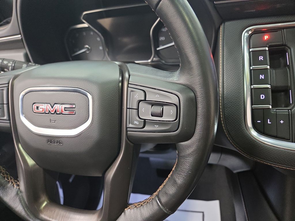2021 GMC Yukon XL AT4 - Photo 17