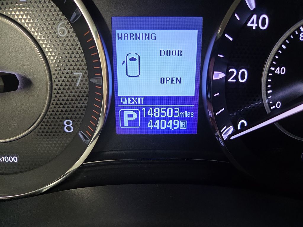 2019 Nissan Armada SV - Photo 22