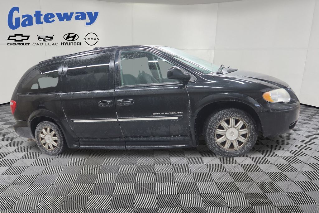 2006 Chrysler Town & Country Touring