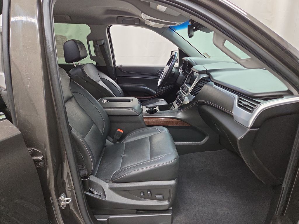 2019 GMC Yukon XL SLT - Photo 11