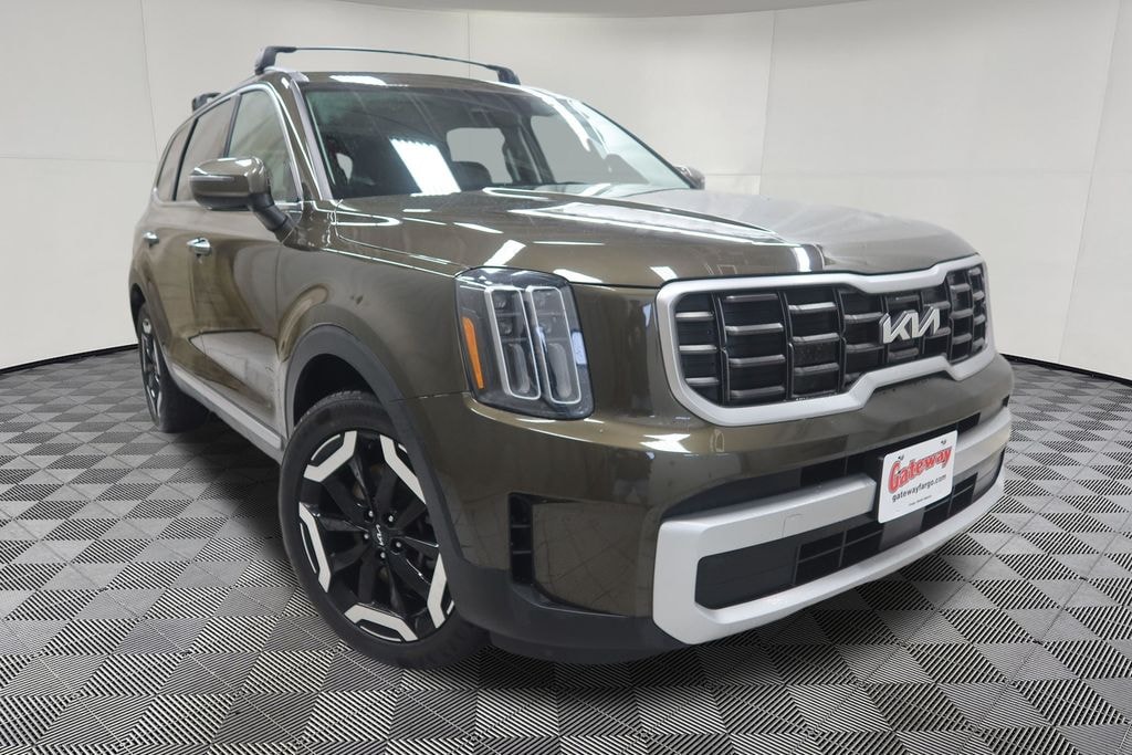 Used 2025 Kia Telluride S SUV