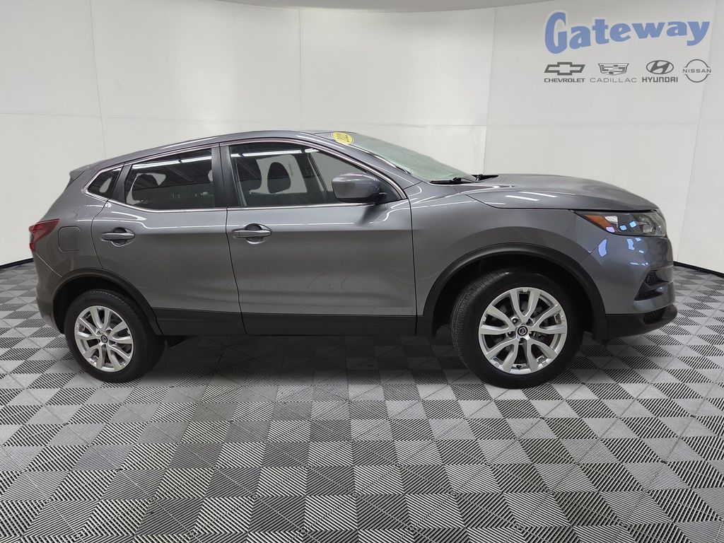 2022 Nissan Rogue Sport S AWD's photo