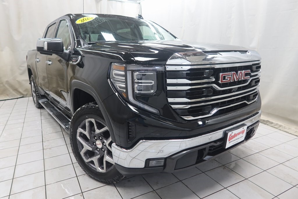 Used 2025 GMC Sierra 1500 SLT Truck Crew Cab