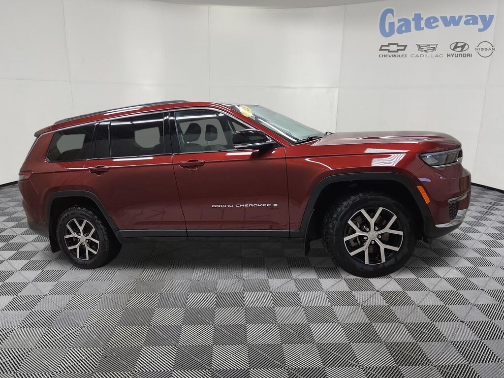Used 2023 Jeep Grand Cherokee Limited SUV