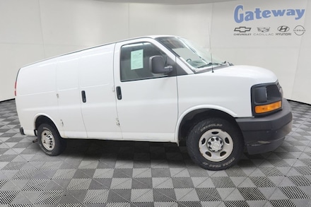 2017 Chevrolet Express 2500 Work Van Van Cargo Van