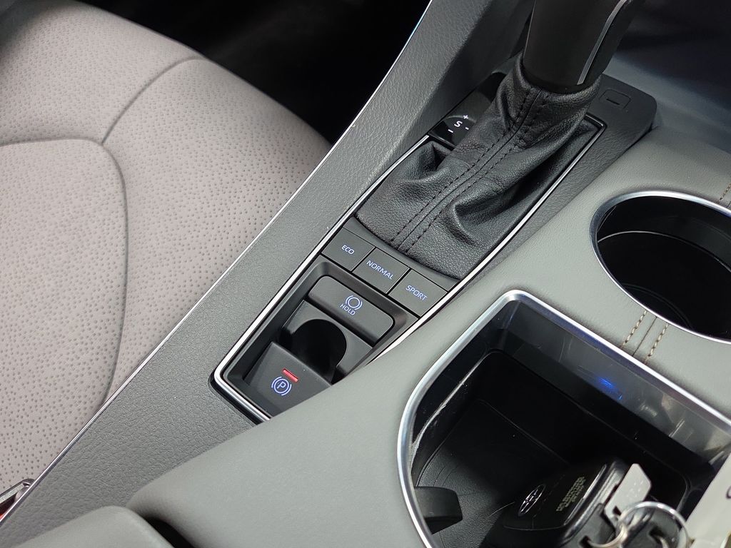 2021 Toyota Avalon Limited - Photo 17