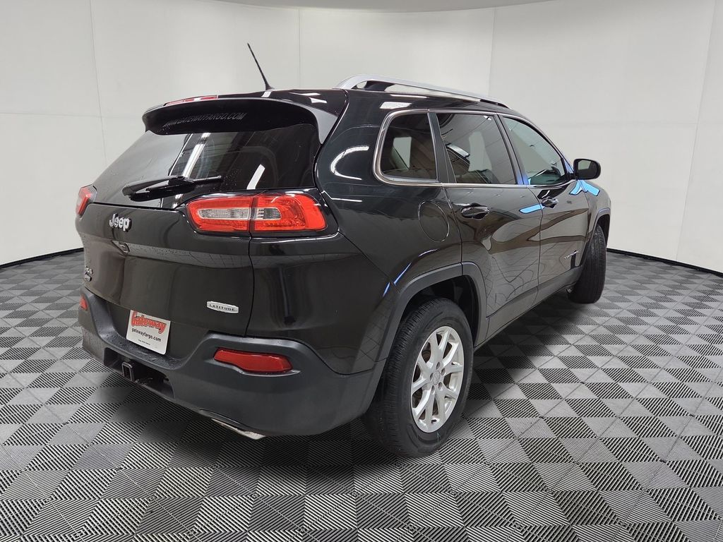 2015 Jeep Cherokee Latitude - Photo 8