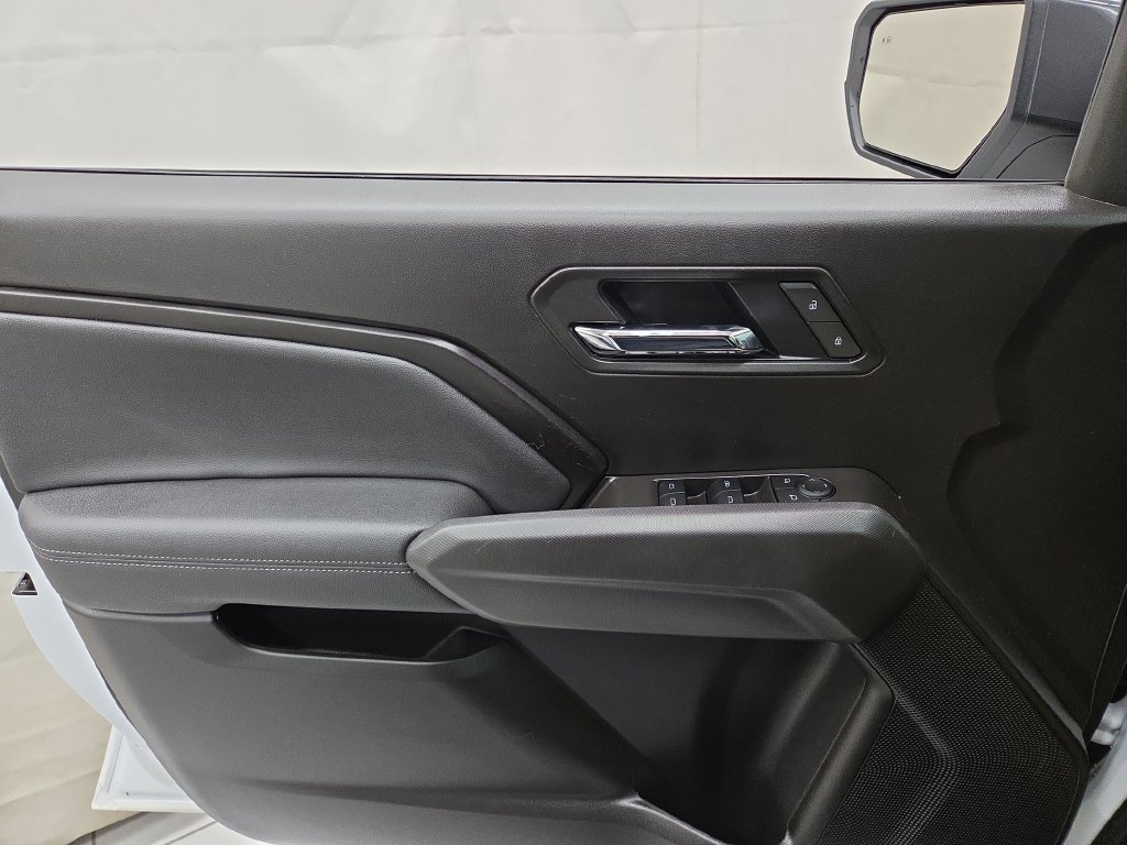 2025 Chevrolet Colorado LT - Photo 20