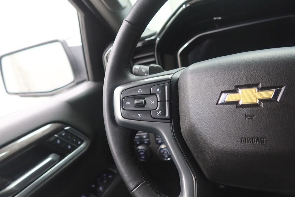 2025 Chevrolet Silverado 1500 LTZ - Photo 21
