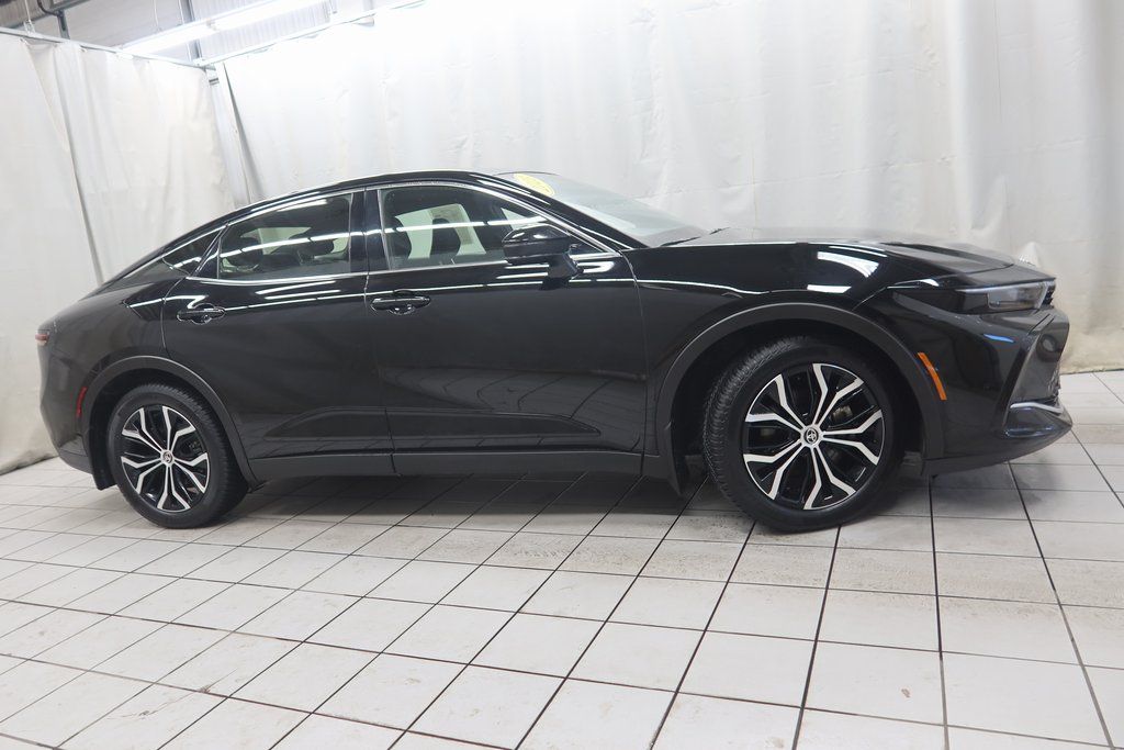 2023 Toyota Crown XLE