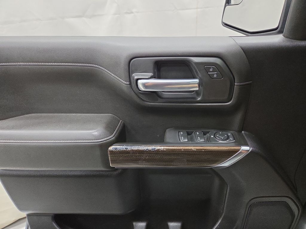 2021 Chevrolet Silverado 1500 LT - Photo 19