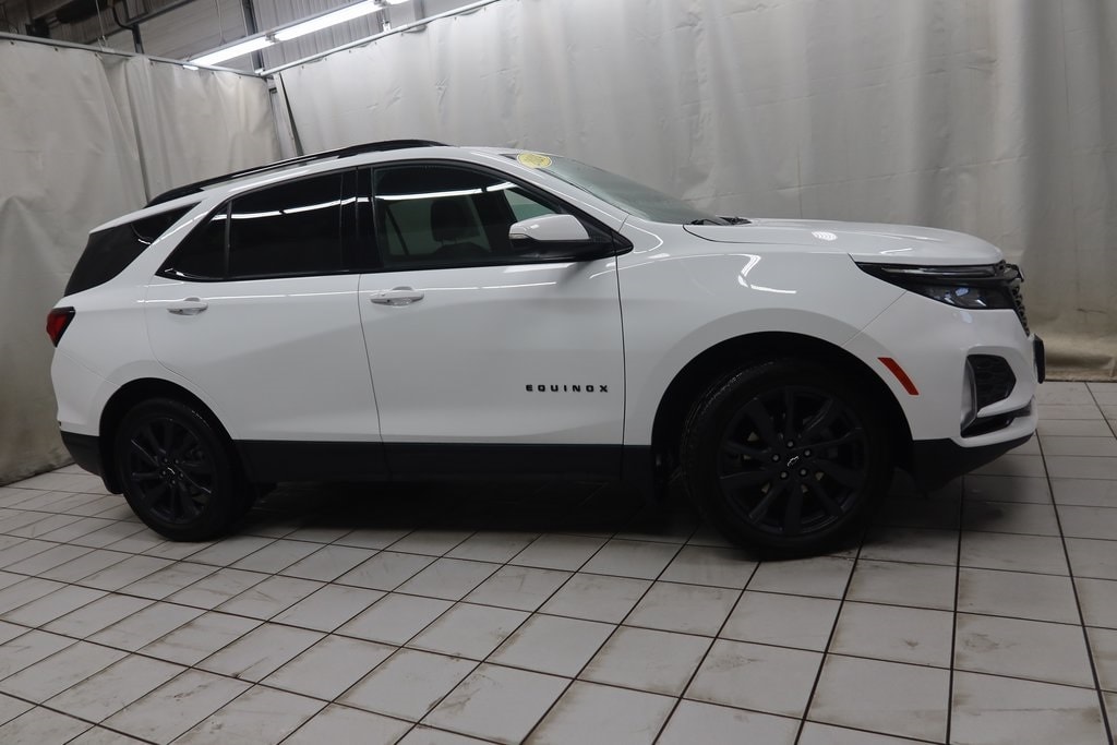 2024 Chevrolet Equinox RS's photo