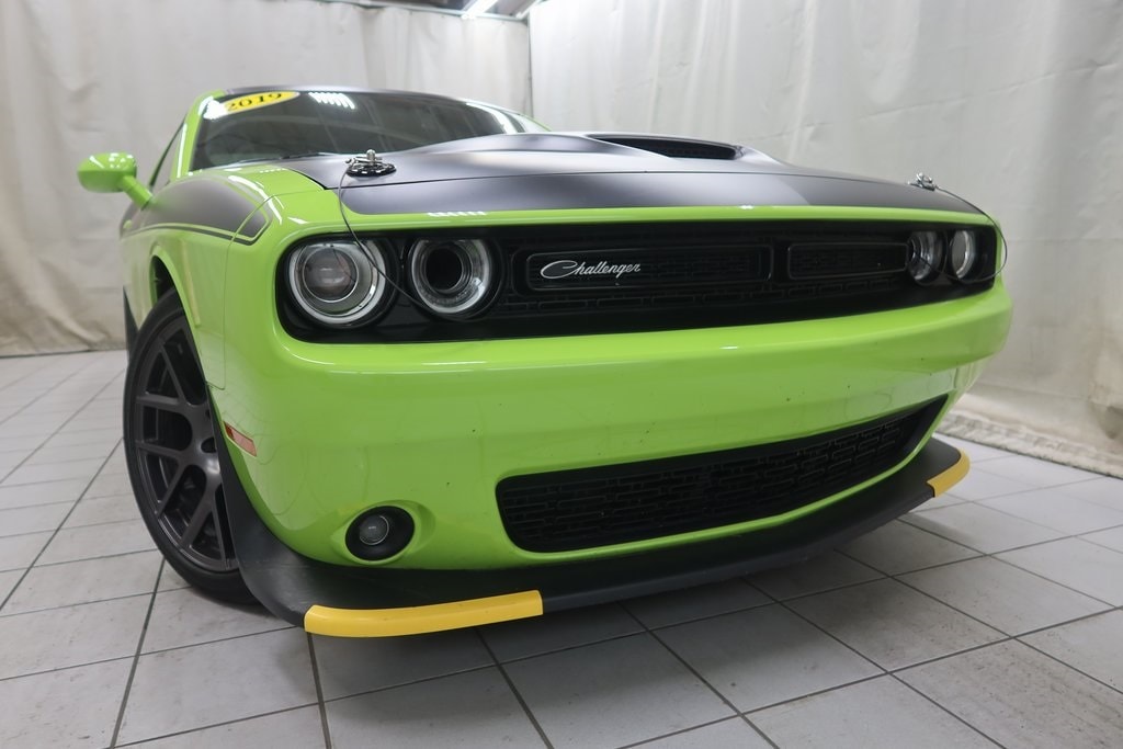 Used 2019 Dodge Challenger R/T with VIN 2C3CDZBT9KH624170 for sale in Fargo, ND