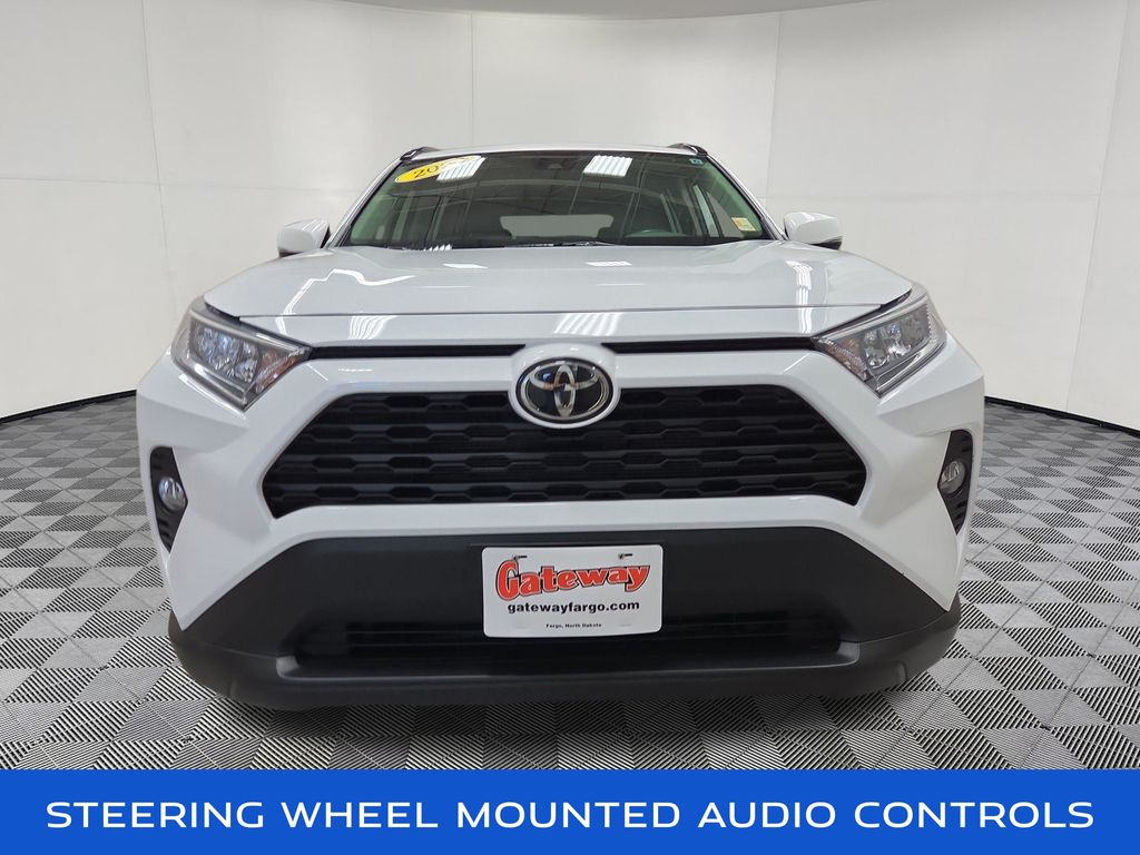 2020 Toyota RAV4 XLE Premium - Photo 5