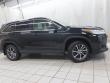 Used 2017 Toyota Highlander XLE SUV