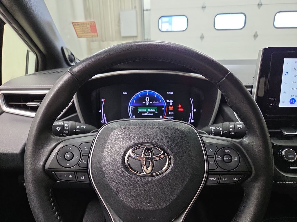 2024 Toyota Corolla Hatchback XSE - Photo 22