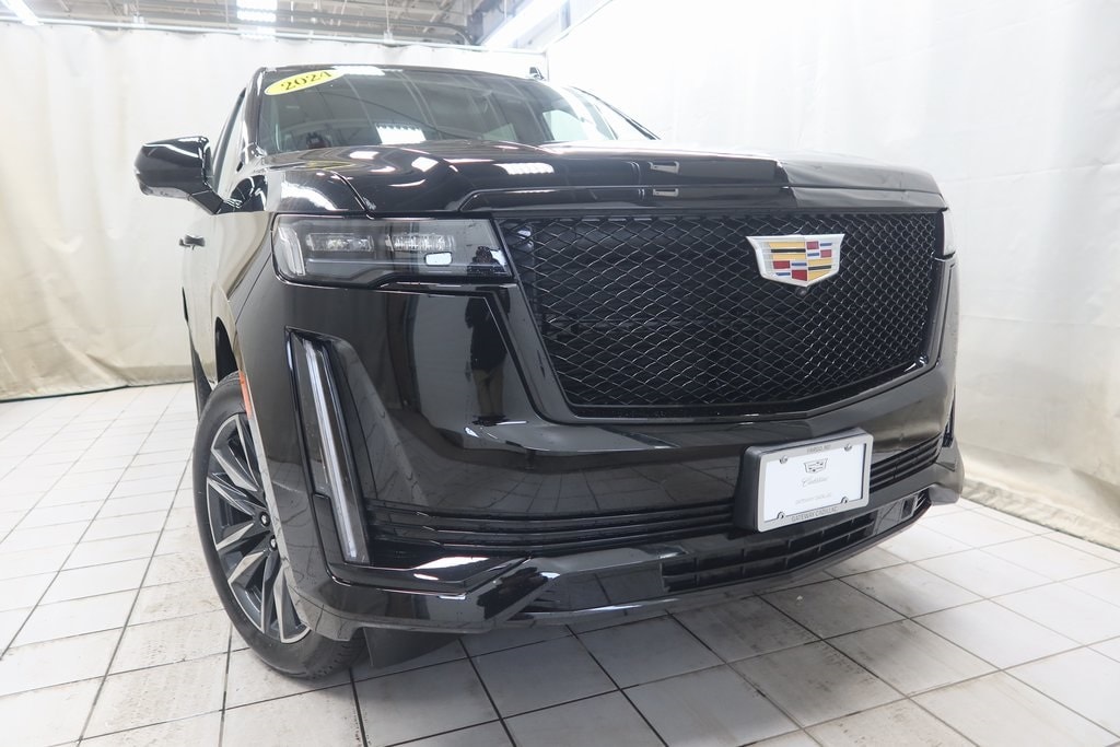 Used 2024 Cadillac Escalade Sport Platinum with VIN 1GYS4GKLXRR103376 for sale in Fargo, ND
