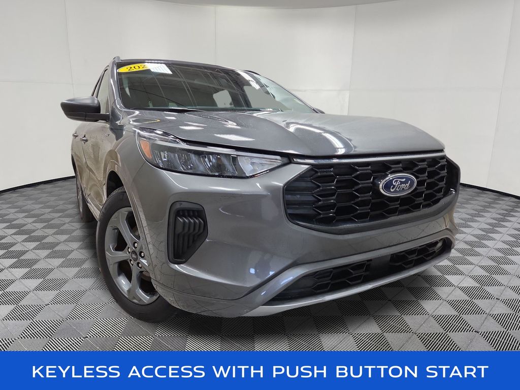 2024 Ford Escape ST-Line - Photo 2