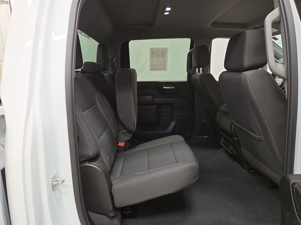 2024 Chevrolet Silverado 2500HD Custom - Photo 9