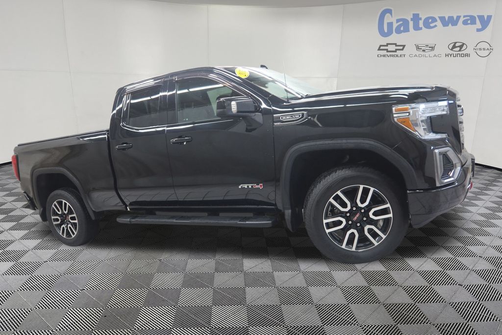 2019 GMC Sierra 4WD Double Cab Standard Box AT4's photo