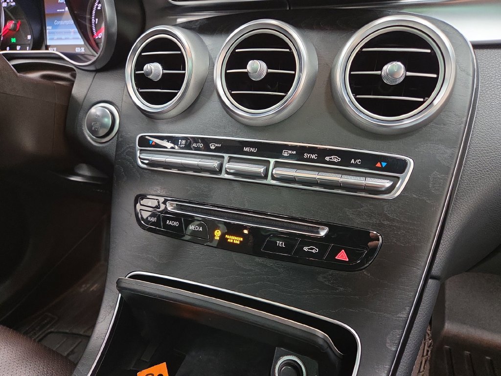 2018 Mercedes-Benz GLC GLC300 - Photo 16