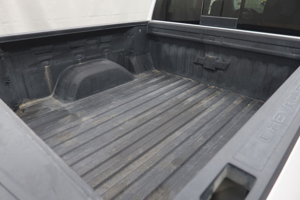 2022 Chevrolet Silverado 1500 LTZ - Photo 9