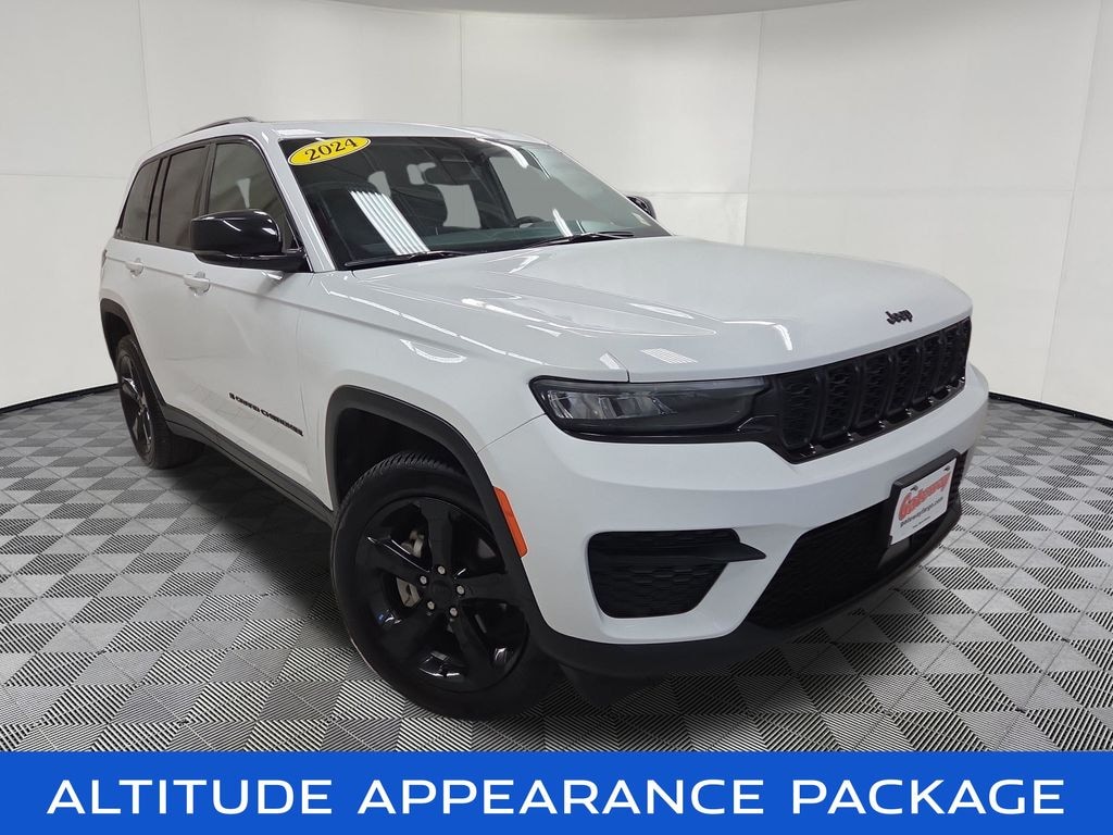 Used 2024 Jeep Grand Cherokee Altitude SUV
