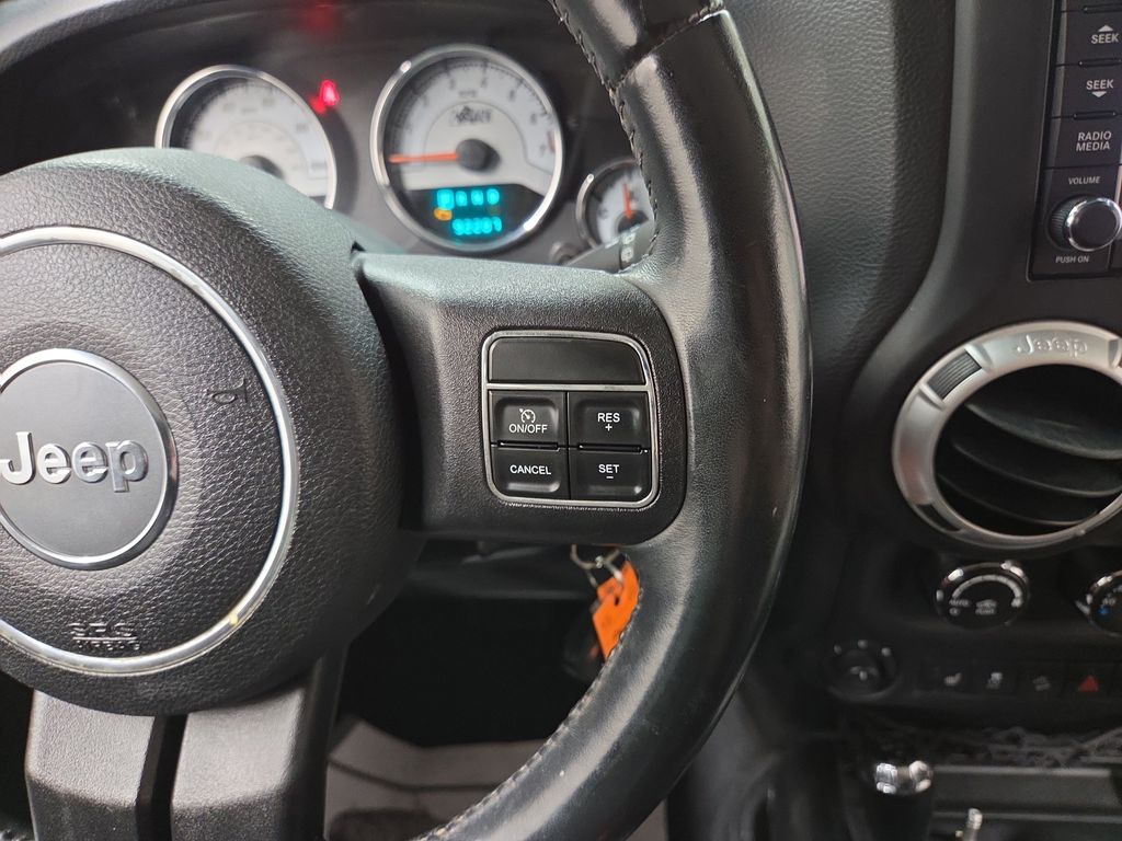 2013 Jeep Wrangler Unlimited Rubicon - Photo 15