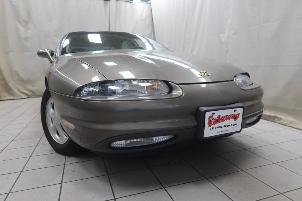 Used 1999 Oldsmobile Aurora Base with VIN 1G3GR62C0X4116347 for sale in Fargo, ND