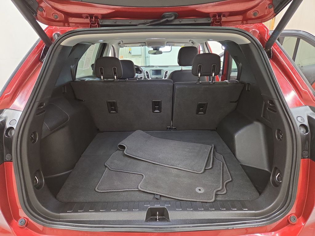 2020 Chevrolet Equinox LT - Photo 9