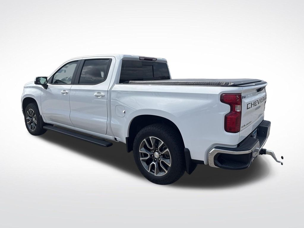 2024 Chevrolet Silverado 1500 LT - Photo 6