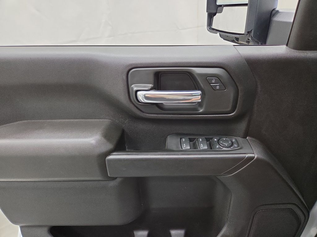 2024 Chevrolet Silverado 2500HD Custom - Photo 18