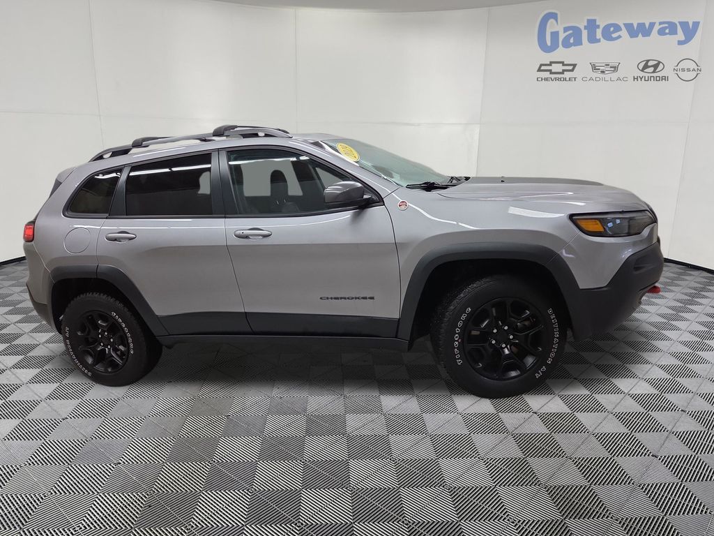 2019 Jeep Cherokee Trailhawk 4X4's photo