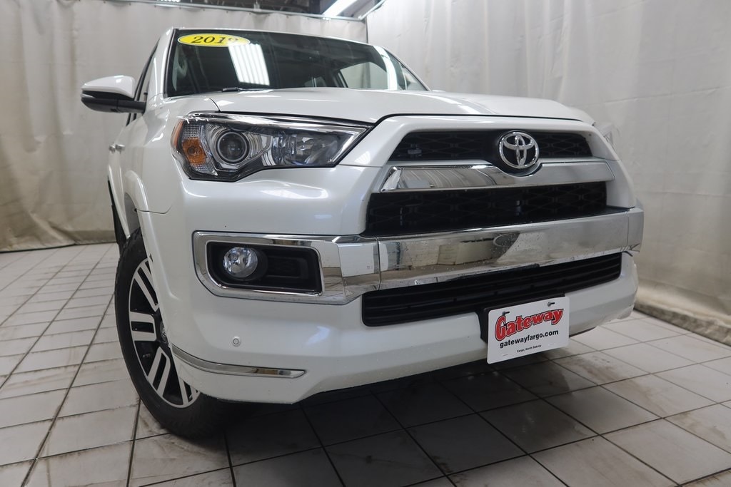 Used 2019 Toyota 4Runner Limited with VIN JTEBU5JR5K5622263 for sale in Fargo, ND