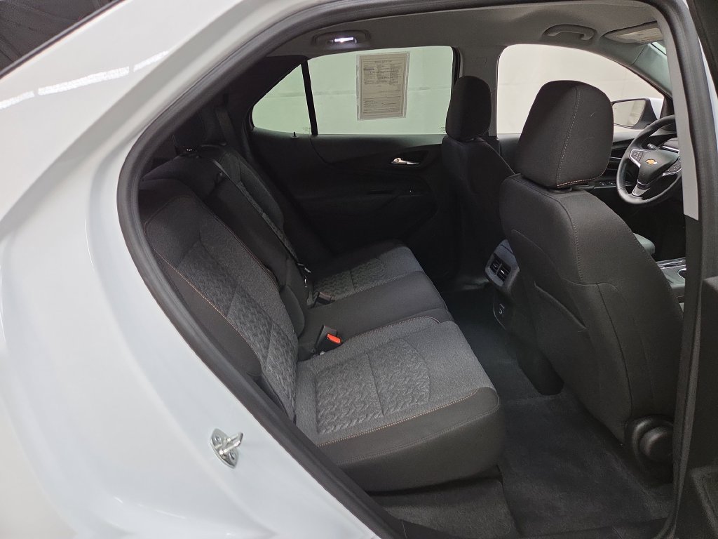 2024 Chevrolet Equinox LT - Photo 11