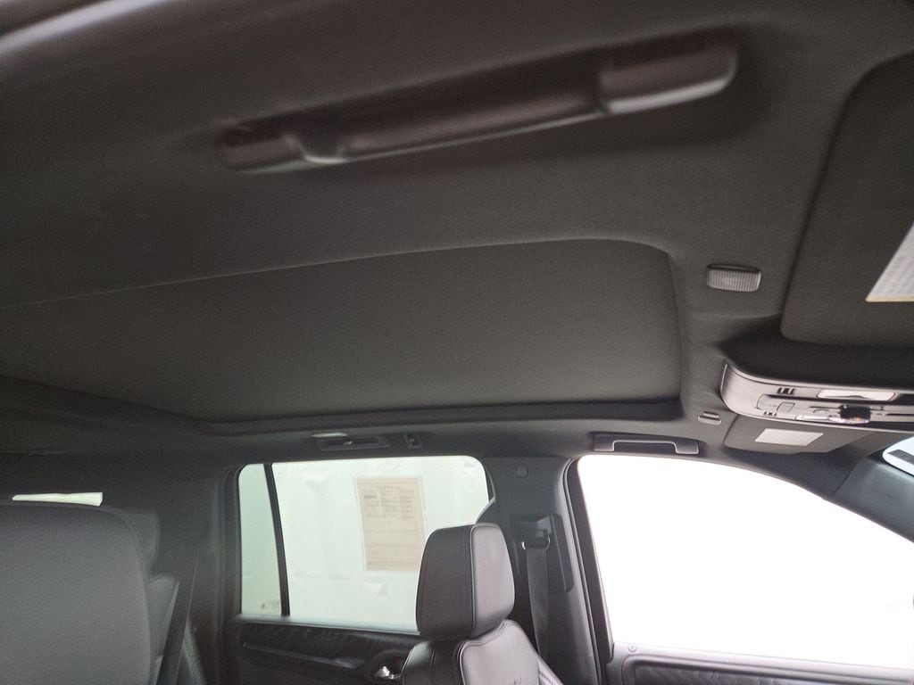 2023 GMC Yukon XL Denali - Photo 13