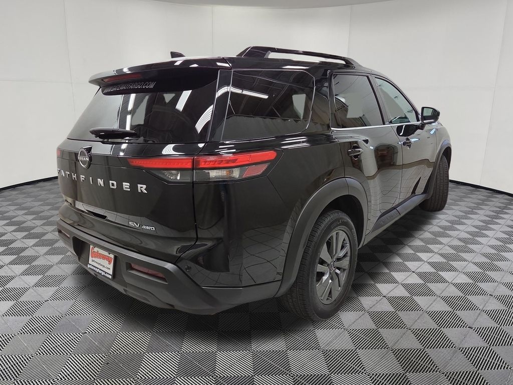 Used 2024 Nissan Pathfinder SV SUV