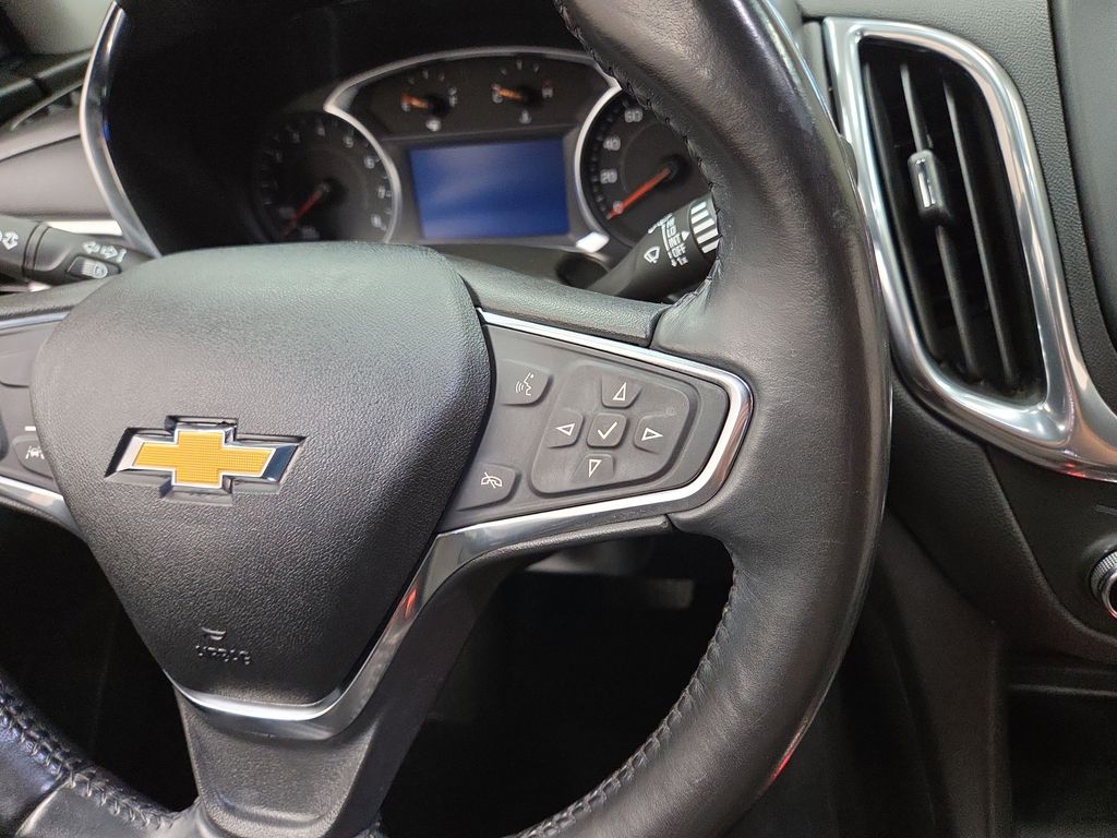 2020 Chevrolet Equinox LT - Photo 17