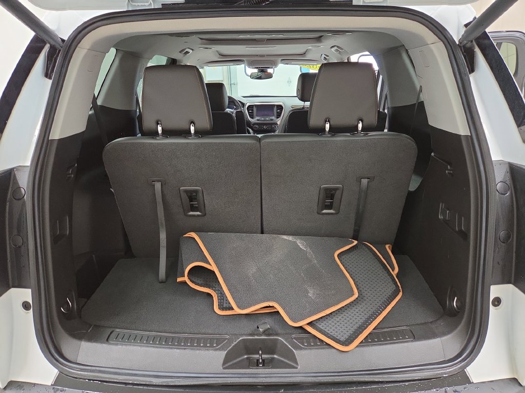 2023 GMC Acadia AT4 - Photo 9